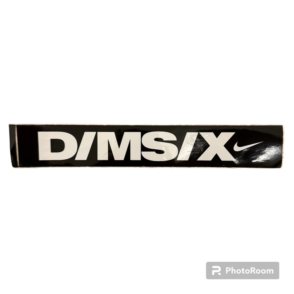 Nike D/MS/X Sticker